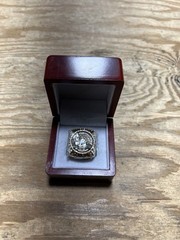 Golden State Warriors Latest NBA Championship Ring, SHIP Stephen Curry READ
