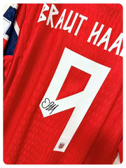 2026 Norway Haaland Signed Style Home Soccer Jersey Framed Display Gift