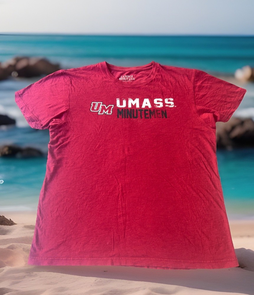 UMass UM Minutemen Logo Tee Shirt Adult XL Red Official Merchandise Vintage