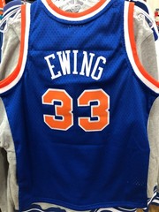 PATRICK EWING NEW YORK KNICKS NBA JERSEY NBA BOYS/YOUTH MITCHEL & NESS ROYAL