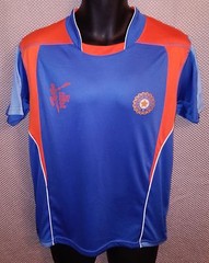 India National Cricket Team Official ICC World Cup 2015 Jersey – Youth Large