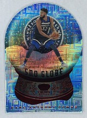 2020-21 Crown Royale Karl Anthony Towns Asia Tmall Red Sno Globe