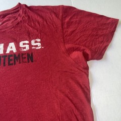 UMass UM Minutemen Logo Tee Shirt Adult XL Red Official Merchandise Vintage