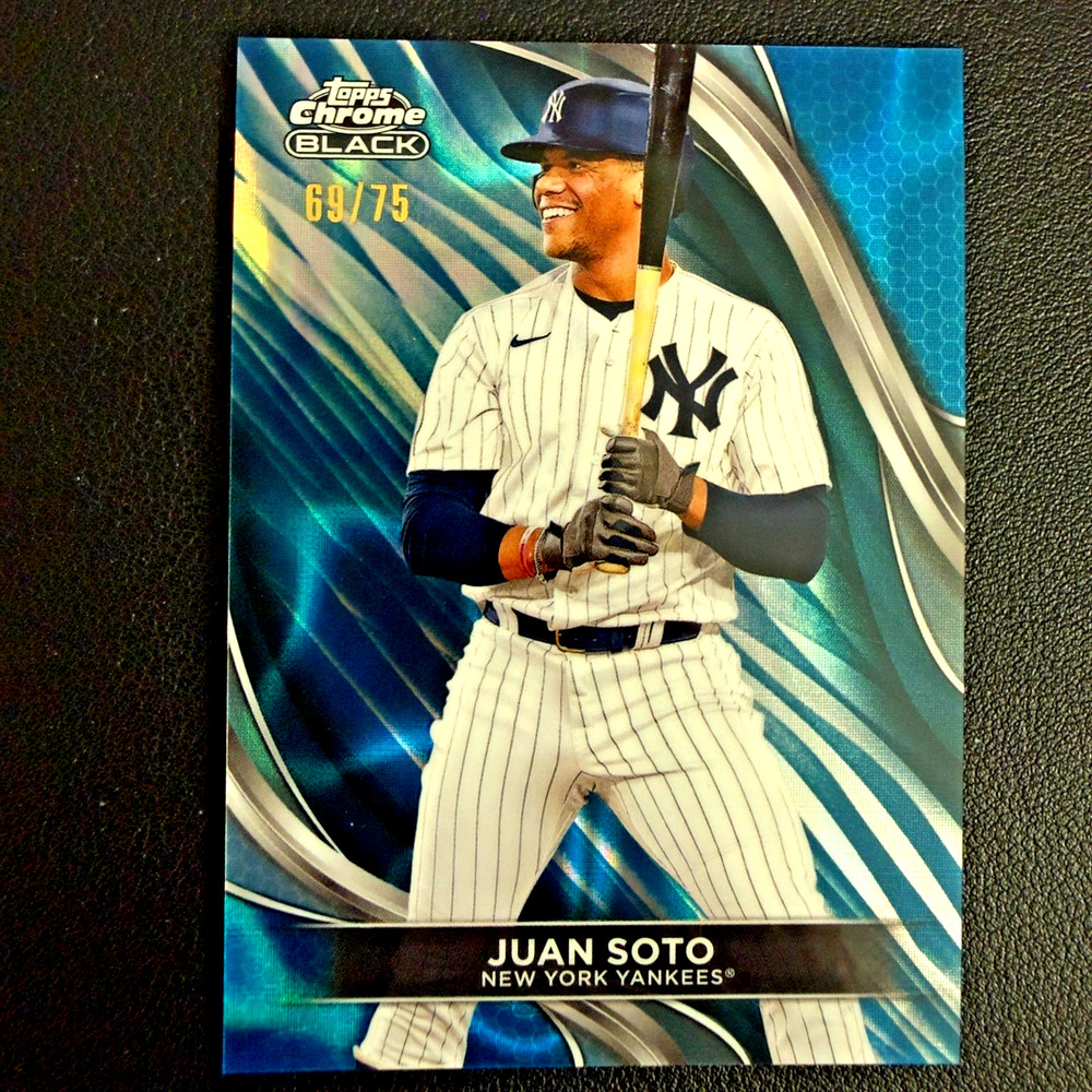 2024 Topps Chrome Black Blue Refractor Juan Soto #20 69/75