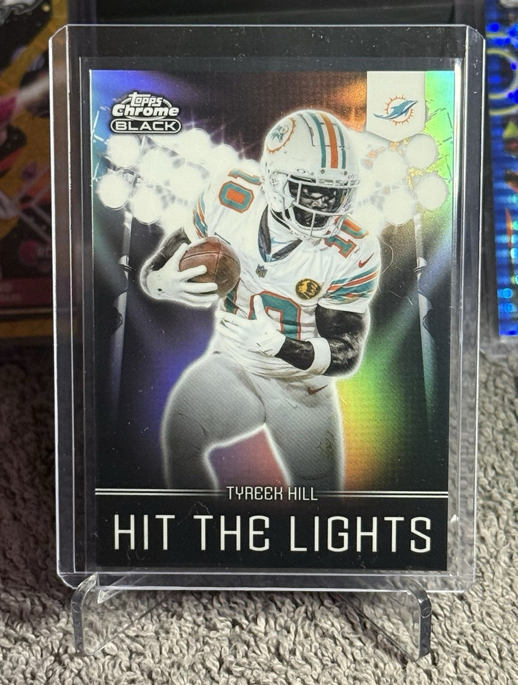 2025 Topps Chrome Black Tyreek Hill Hit the Lights SSP HL-15 Dolphins