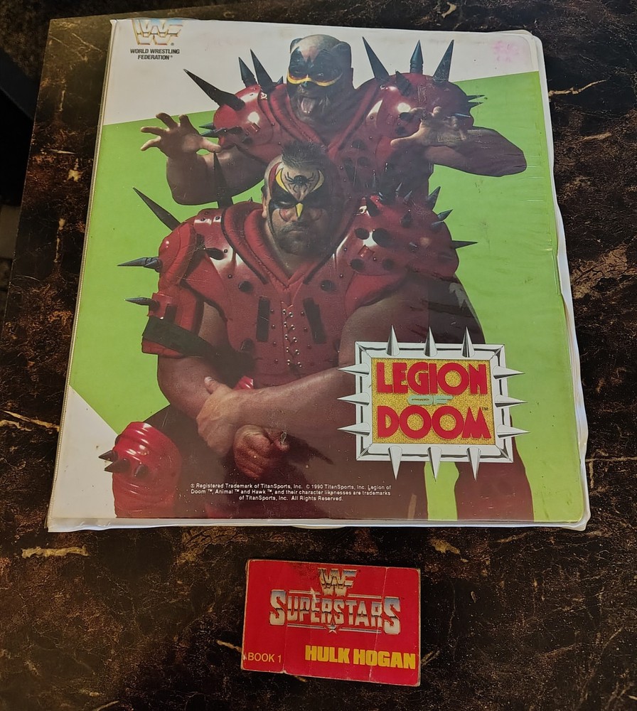 VNTG 1990 WWF Legion Of Doom 3 RING BINDER & Mini Hulk Hogan Flip Book ✨As Is✨