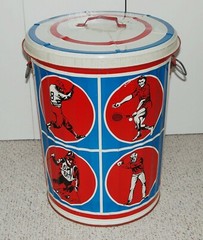 Rare!! Nice! Vtg GALVANIZED STEEL Full Size « Sports » RIBBED GARBAGE CAN with LID
