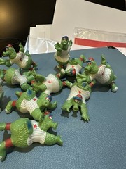 1987 Philadelphia Phillies Philly Phanatic Figurines, 2&Prime; to 2.5 Veterans Stadium