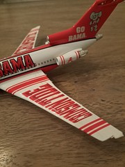 Boeing 727-100 Model With Alabama CRIMSON TIDE ADVERTISING