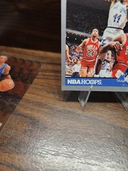 1990-91 NBA Hoops – Michael Jordan, Sam Vincent #223 Michael Jordan Wearing #12