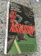 THEY CALL ME ASSASSIN Jack Tatum FOOTBALL signed Presentation Copy 1st Avon !!