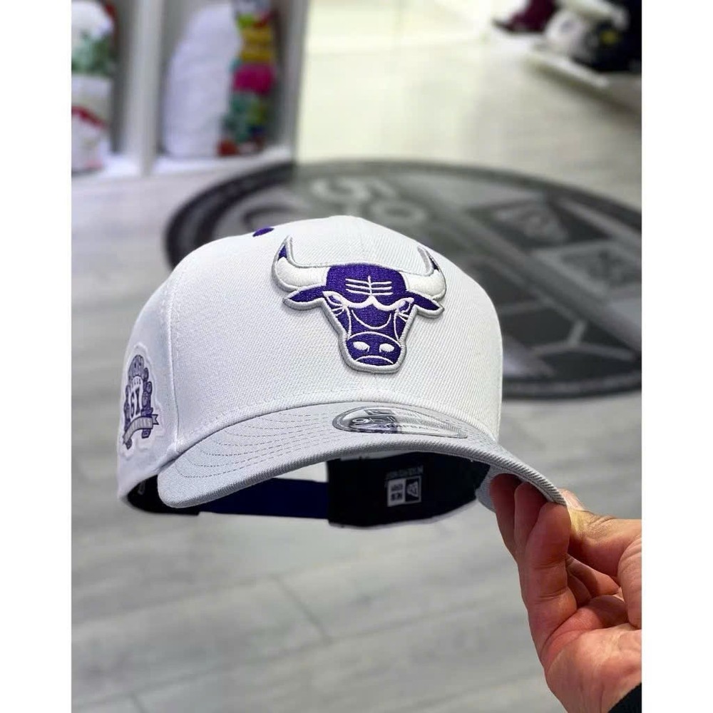 New Era Chicago Bulls 9FIFTY Snapback Hat – Official NBA Team Logo Adjustable