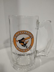 Vintage MLB 1988 Baltimore Orioles Clear Stein Glass Mug (5 3/4” Tall)