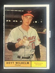 1961 Topps – High # Hoyt Wilhelm #545 Hall Of Fame NrMt Off Center No Creases