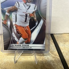JA&rsquo;MARR CHASE 2025 TOPPS CHROME BLACK REFRACTOR /299 #24 BENGALS A Q5849
