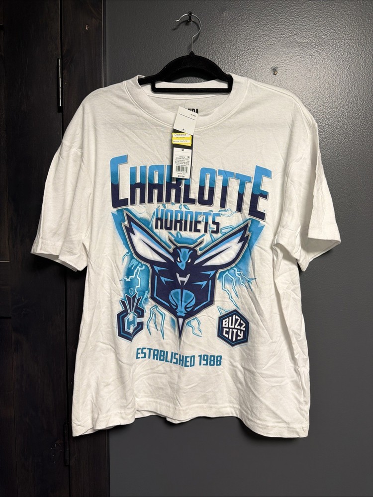 NBA Charlotte Hornets Buzz City Established 1988 Graphic T-Shirt White M NWT