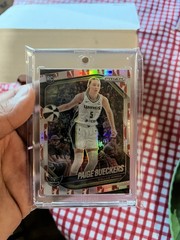 2025 Panini Prizm WNBA – Paige Bueckers #5 WNBA Logo Prizm (RC)