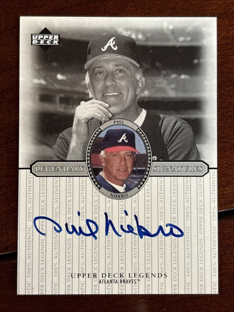 2000 Upper Deck Legends Phil Niekro Auto Braves