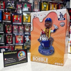 DODGER DOG Los Angeles Dodgers « Ice Cream Helmet » Mascot MLB Bobblehead