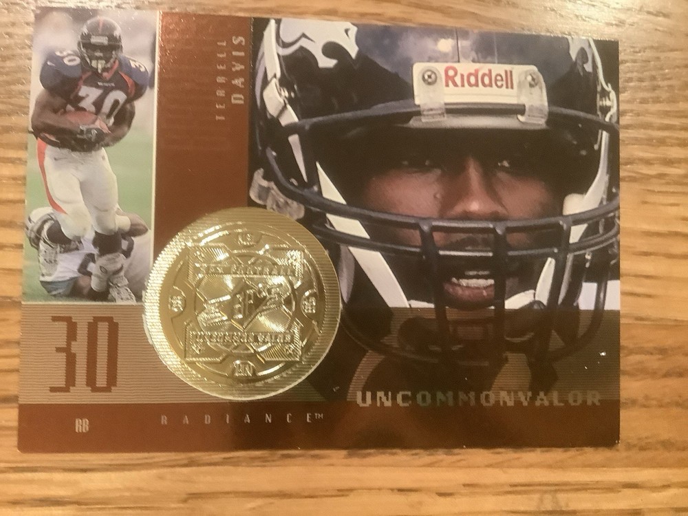 1998 Upper Deck SPx Finite – Uncommon Valor Terrell Davis #361 Radiance /540