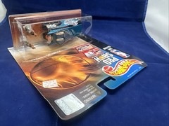 Mattel Hot Wheels Pro Show Court Collection Detroit Pistons 1:43 Scale
