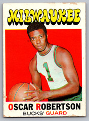1971-72 TOPPS #1 OSCAR ROBERTSON MILWAUKEE BUCKS