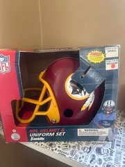 Washington Redskins Deluxe Kids 4 pc Uniform by Franklin Size med *Old Logo*