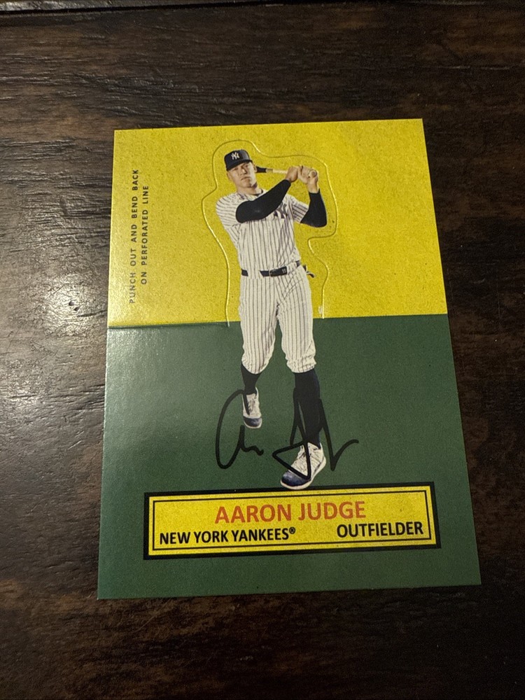 2025 Topps Archives AARON JUDGE Stand-Up Punch Out Insert #64SU-1 NY YANKEES