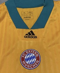 Adidas FC Bayern Munich Icon Soccer Jersey Gold Men’s Size XL Loose Fit HT8833