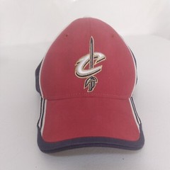 CLEVELAND CAVALIERS Adidas NBA Red and Navy Fitted One Size Cap Hat C