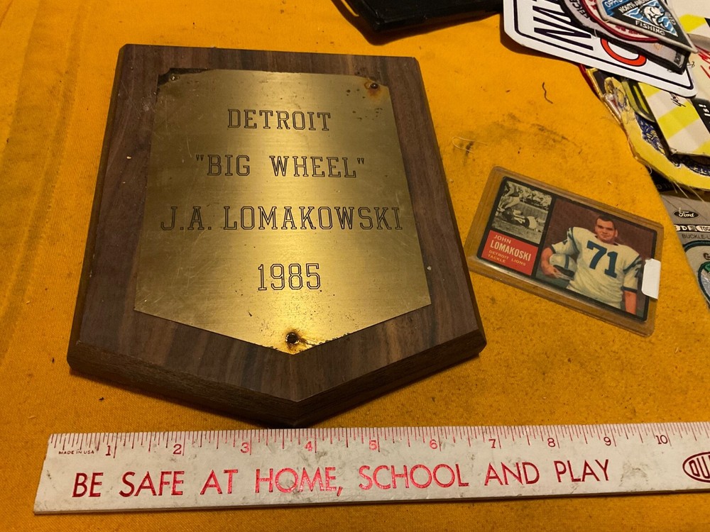 Detroit Big Wheel J.A. John Lomakowski Lomakoski Football Card & Plaque