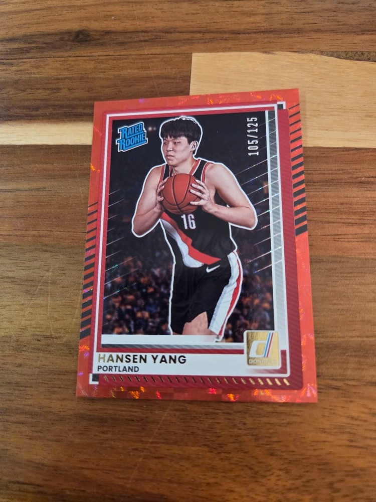 Hansen Yang Rookie RC – 2025-26 Donruss Hyper Prizm