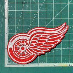 2 Pack Embroidered Vintage Patches of Detroit Red Wings NHL 4&Prime;W 2.75&Prime;H