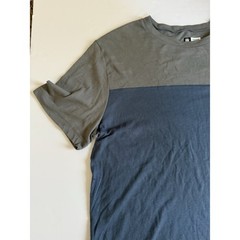Chicago Bears Men XL T-Shirt Fanatics Gray Blue Pocket Football Fan Licensed NWT