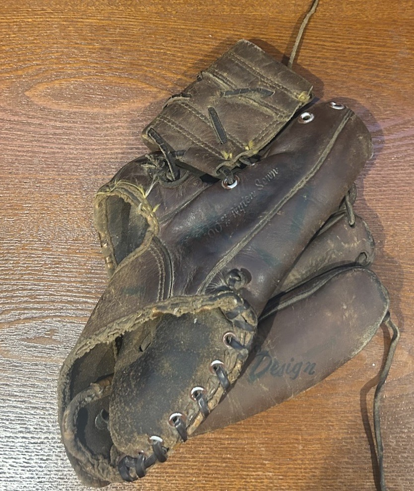 Mickey Mantle Rawlings Glove MM 9 1950s