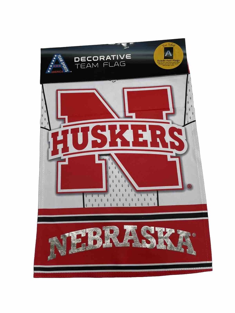 Nebraska Buskers 13 X 18 Jersey Style Cornhuskers Garden Flag
