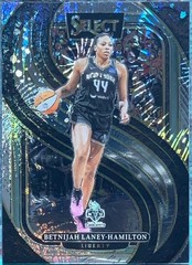 Betnijah Laney-Hamilton Silver Party Prizm SP 2025 Panini WNBA Select Premier