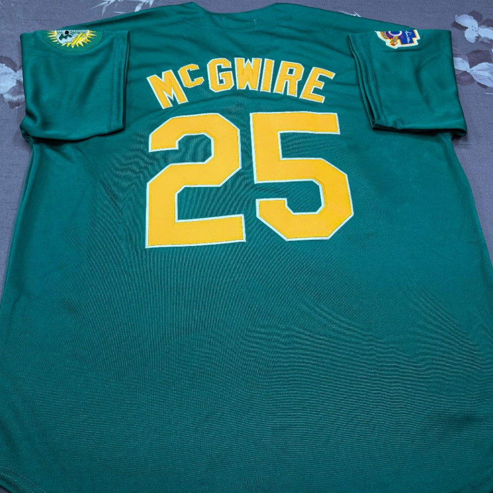 VINTAGE Mark McGwire #25 Athletics Throwback Green Sewn Stitched Jersey.