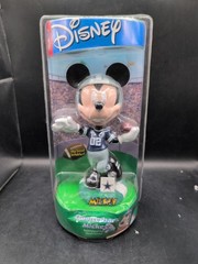 Disney Quarterback Mickey Mouse Dallas Cowboys Football Bobblehead NFL