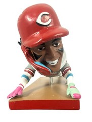 ELLY DE LA CRUZ CINCINNATI REDS SIGNED SLIDING BOBBLEHEAD BECKETT COA 4W205159
