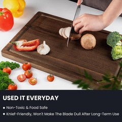 Walnut Wood Cutting Board for Kitchen with 17&Prime;L x 11&Prime;W, Black