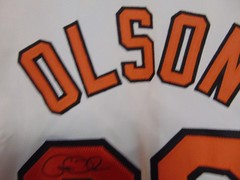 Gregg Olson Signed Baltimore Orioles Jersey Inscribed « 89 AL ROY » (RSA)
