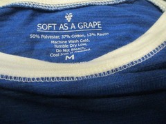 SOFT AS A GRAPE KANSAS CITY ROYALS T-SHIRT, WOMEN SIZE M