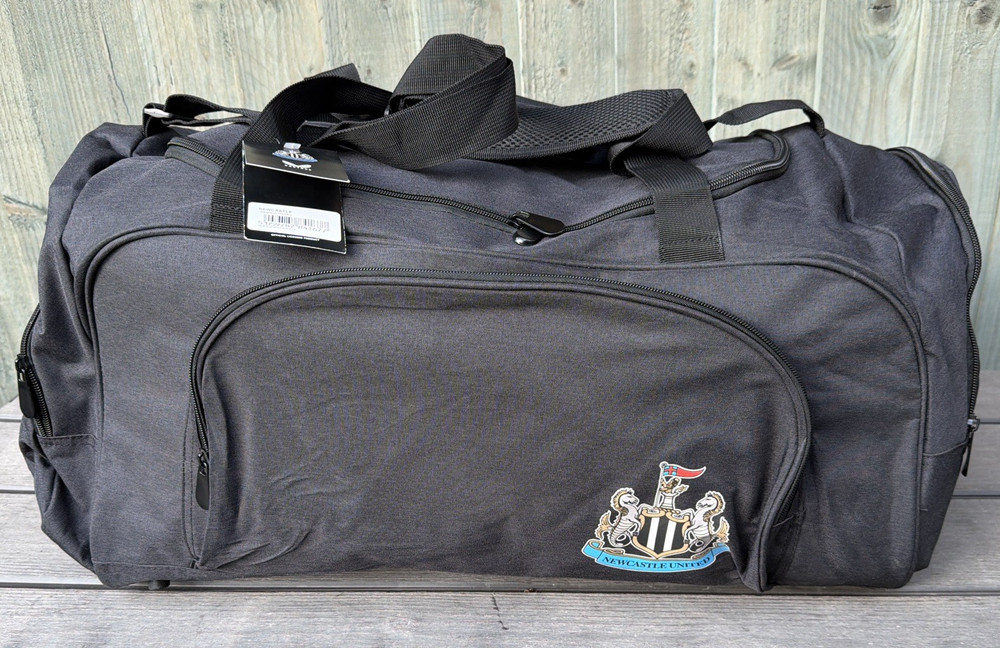 Newcastle United FC Large Holdall Bag Official Licensed BNWT 60 x 30 x 30 cm