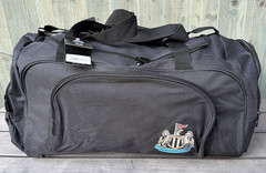Newcastle United FC Large Holdall Bag Official Licensed BNWT 60 x 30 x 30 cm