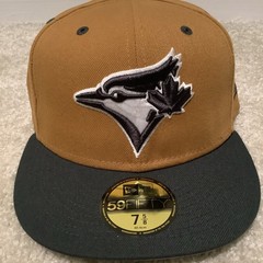 New Era 59FIFTY Fitted Hat Toronto Blue Jays MLB Baseball 7 5/8 Brown Black