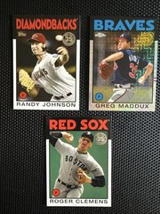 2021 Topps 35th Anniversary 3-Card Lot – Randy Johnson Greg Maddux Clemens HOF