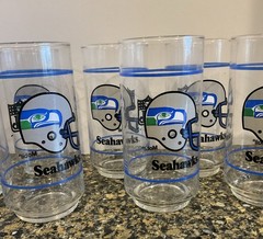 Seattle Seahawks NFL Mobil Gas Promotional 5 5/8 Inches Glasses Lot Of 9 Vintage