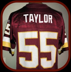 WASHINGTON REDSKINS JASON TAYLOR REEBOK ON FIELD REPLICA JERSEY ADULT SMALL NWOT