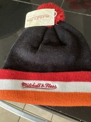 MITCHELL AND NESS MIAMI HEAT LOGO BLACKOUT STRIPE POM BEANIE NBA NWT